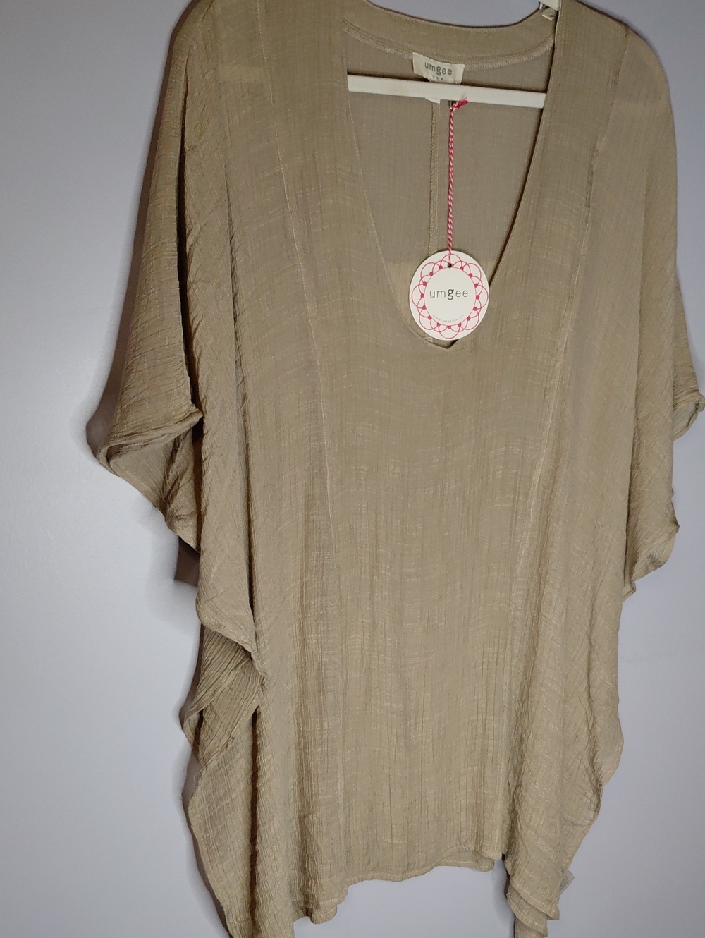 UMGEE BNWT'S Beautful Flowing Top